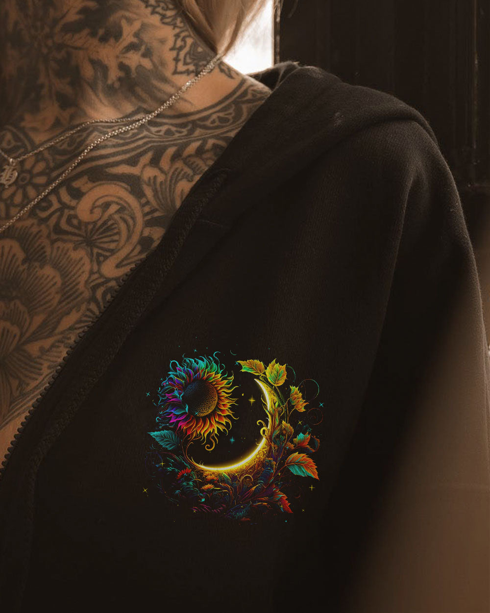 I AM THE DAUGHTER OF THE SUN AND MOON SUNFLOWER ALL OVER PRINT - TLNZ2804231