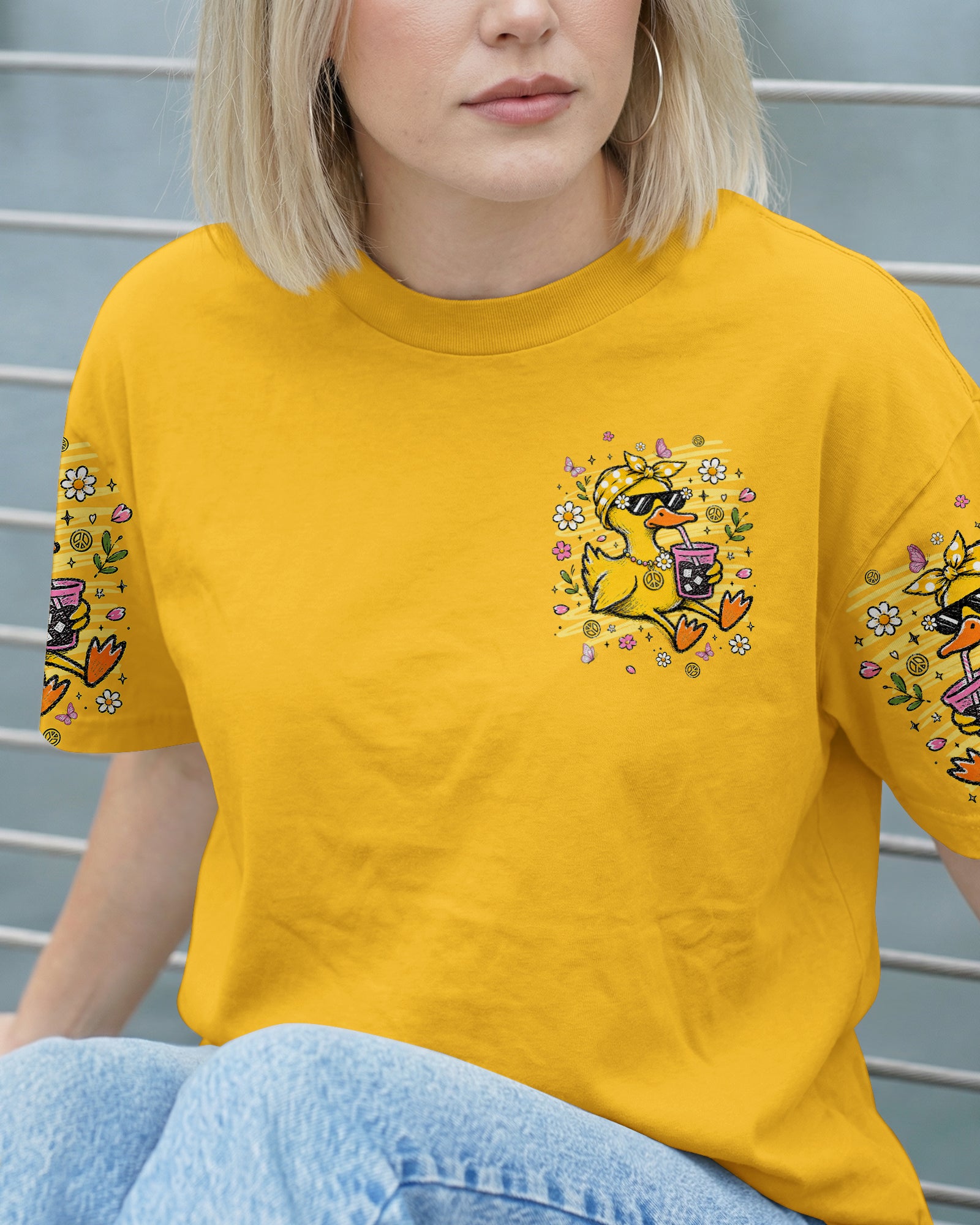 HANG IN THERE DUCK ALL OVER PRINT - TLNT0106263