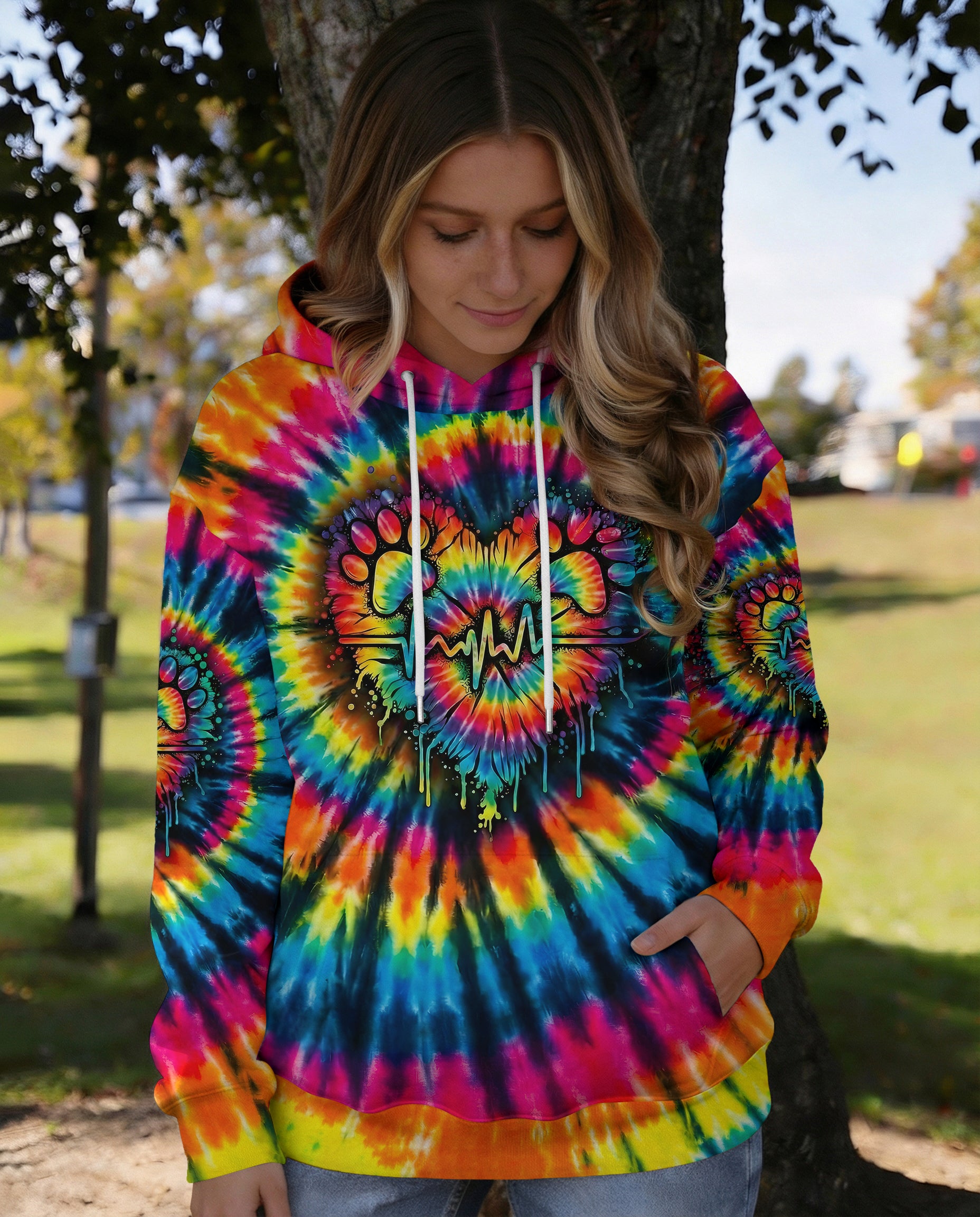 COLORFUL HEARTBEAT PAW ALL OVER PRINT - TYPQ2302262