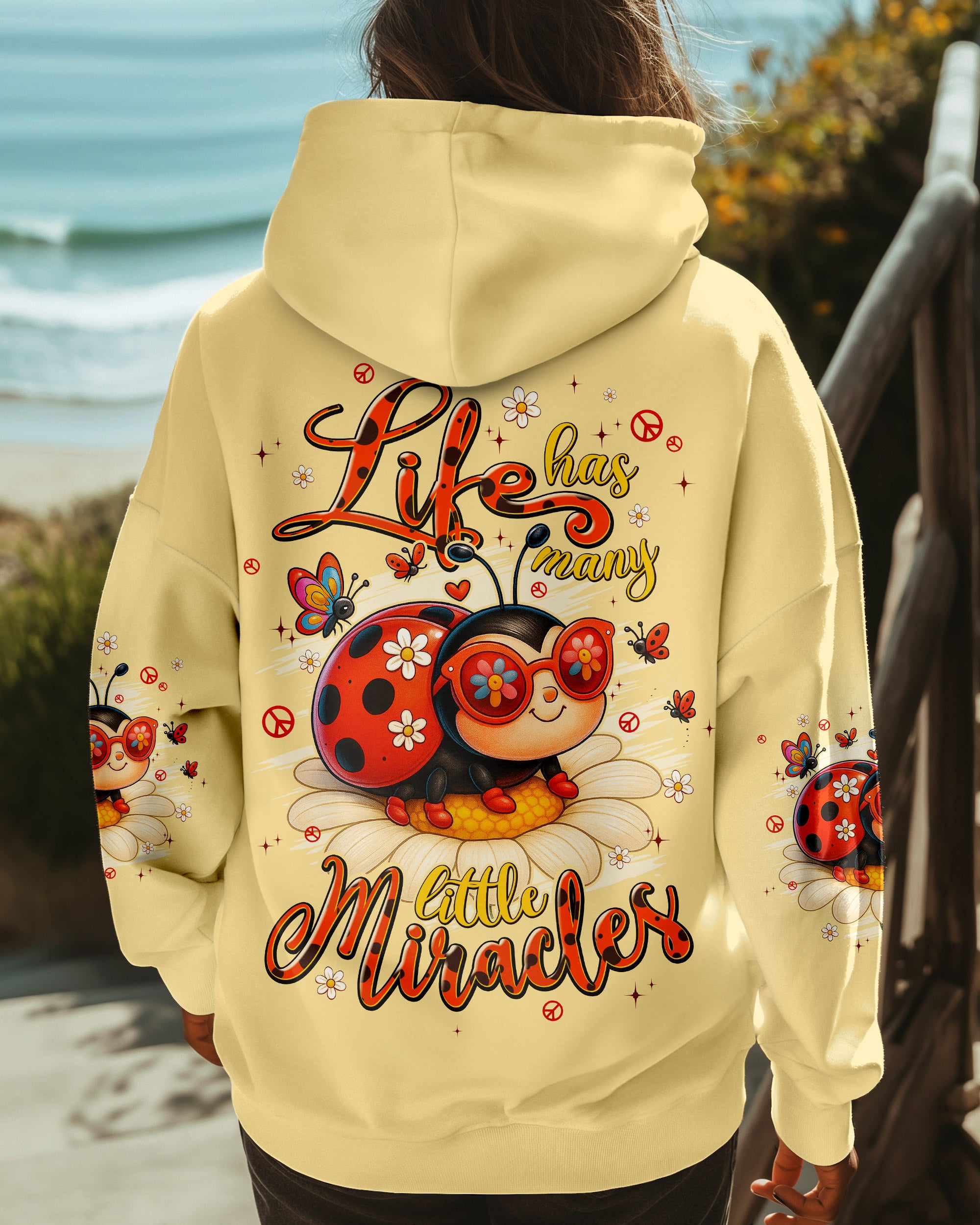 LIFE HAS MANY LITTLE MIRACLES LADYBUG ALL OVER PRINT - TYPQ2806251