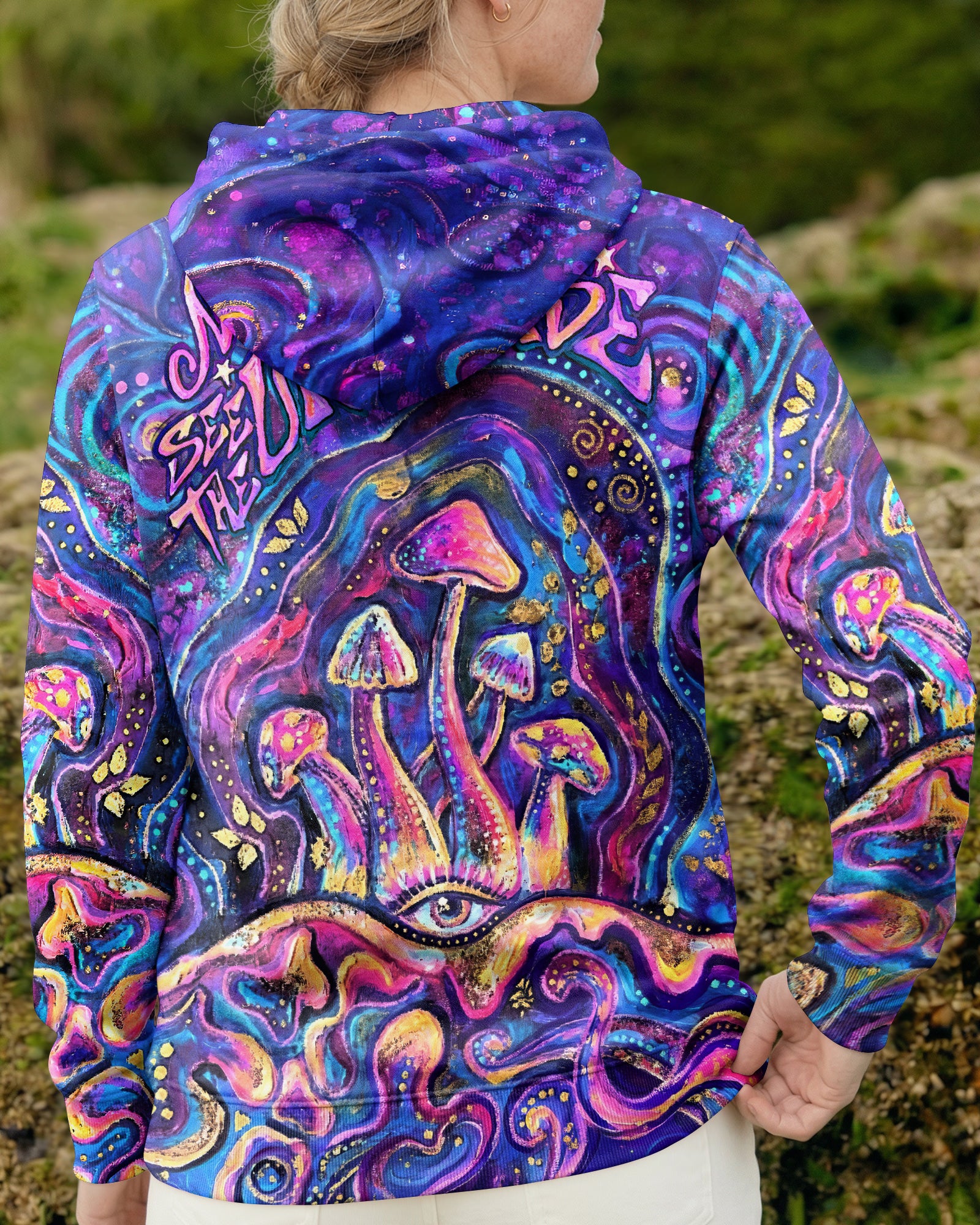 EAT MUSHROOMS SEE THE UNIVERSE SWIRL ALL OVER PRINT - RI3003262