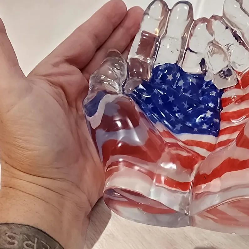 Patriotic Hand Sculpture: American Flag Pledge of Allegiance Decor for Home & Office - Unique Statue