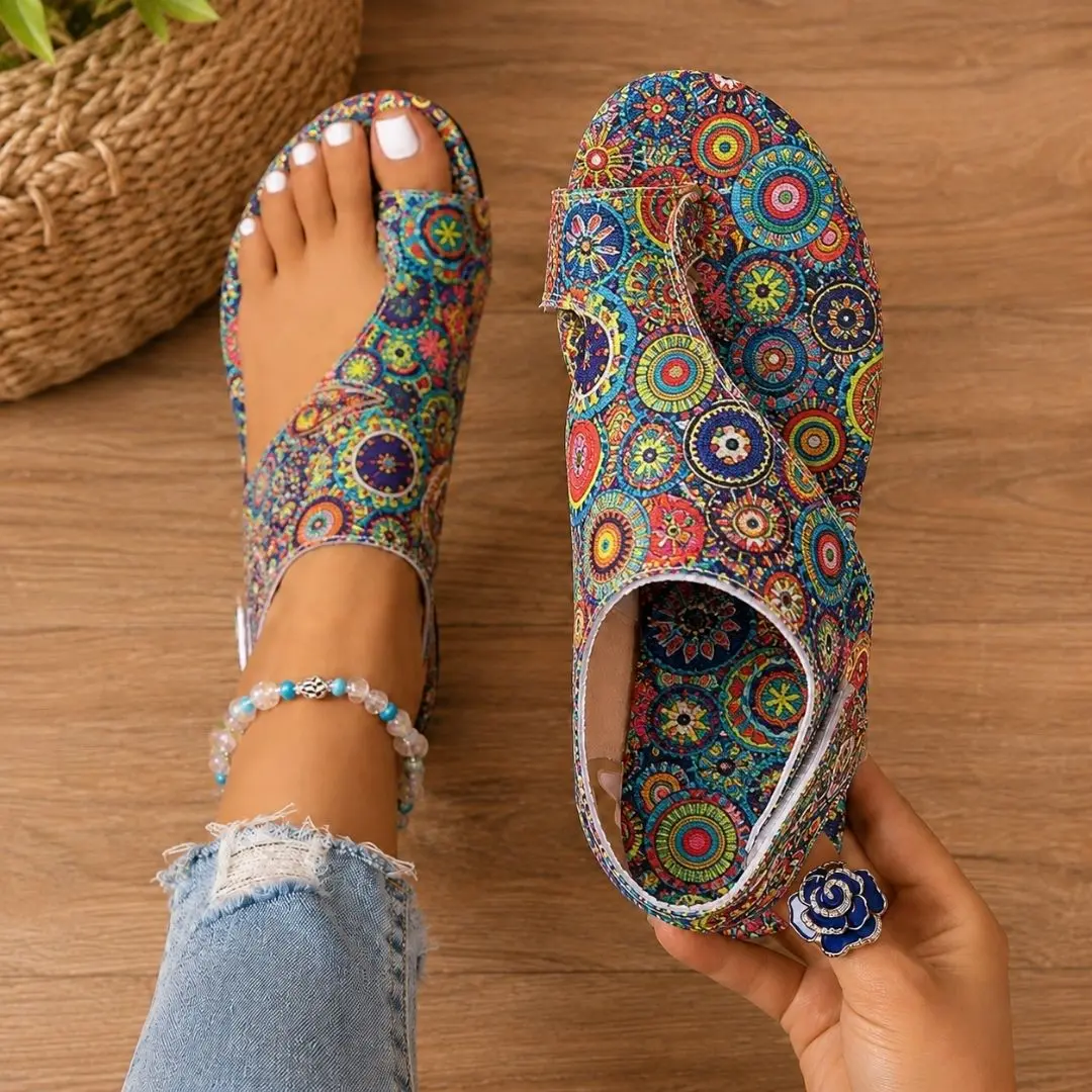 Blue multicolor circular print split-toe sandals
