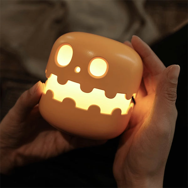 Coolholder Spooky Pumpkin Night Light – Your Halloween Essential! 🎃