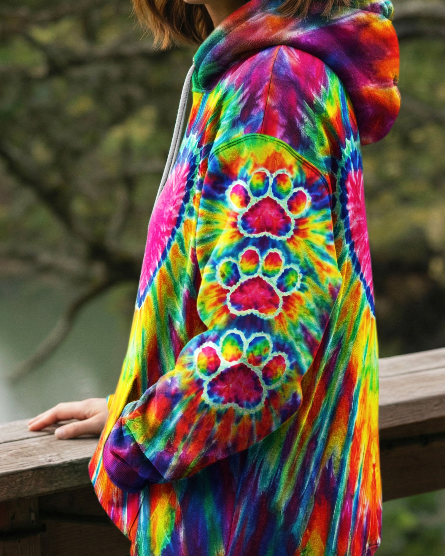 HEART PAW PRINT COLORFUL SWIRL ALL OVER PRINT  - TLNO0104261