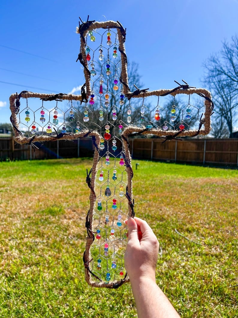 ✝️Handmade Cross Suncatcher | Rustic Beaded Chicken Wire Window Decor