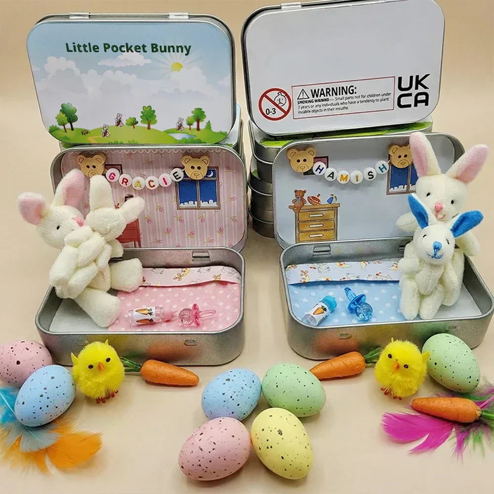 🐇 62% OFF! 🐇 Bunny Mummy & Baby Plush Pocket Tin – Handmade Easter Collectible with Cozy Blanket (Pink/Blue Ears) 🐇🎁