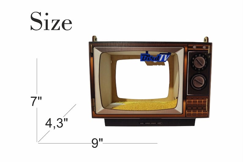 Unique TV Shaped Bird Feeder for Garden Decoration and Birdwatching Pleasure
