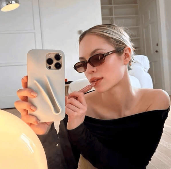 Lip It Case