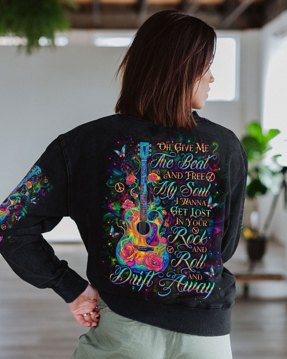 GIVE ME THE BEAT GUITAR ROSE ALL OVER PRINT - TLNO0104251