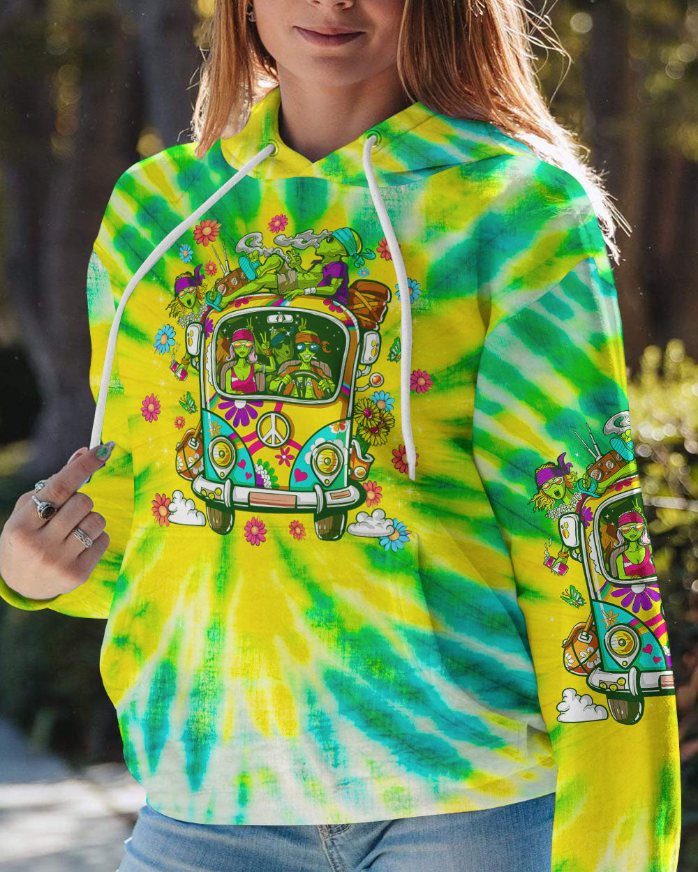 RUNNING AGAINST THE WIND ALIEN ALL OVER PRINT - TLNO0208231