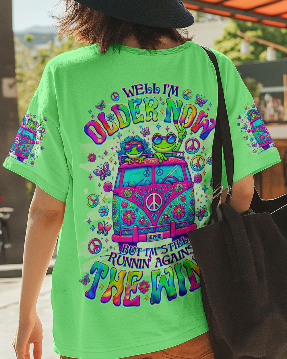 RUNNING AGAINST THE WIND BUS FROG ALL OVER PRINT - TLNO0805252