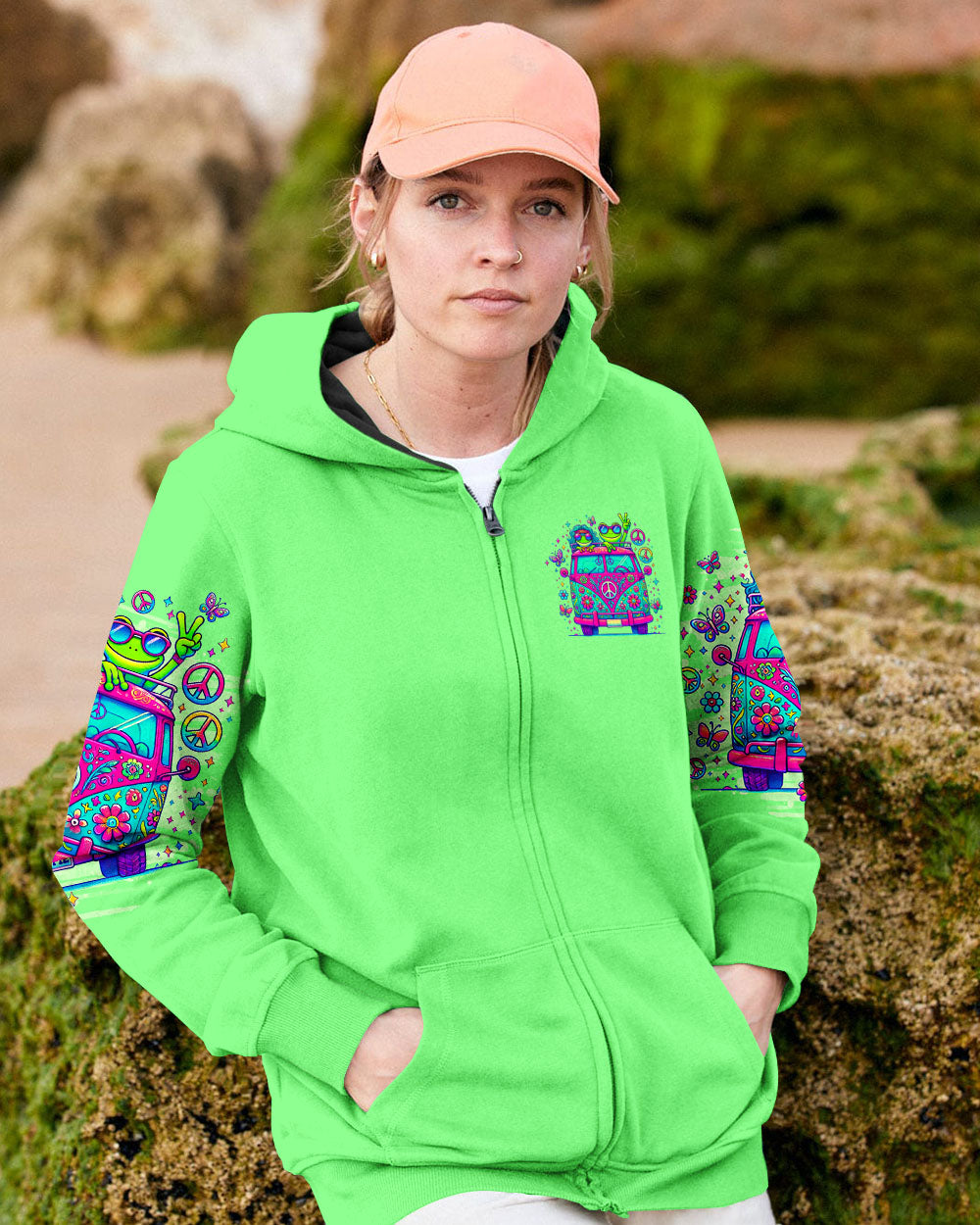 RUNNING AGAINST THE WIND BUS FROG ALL OVER PRINT - TLNO0805252