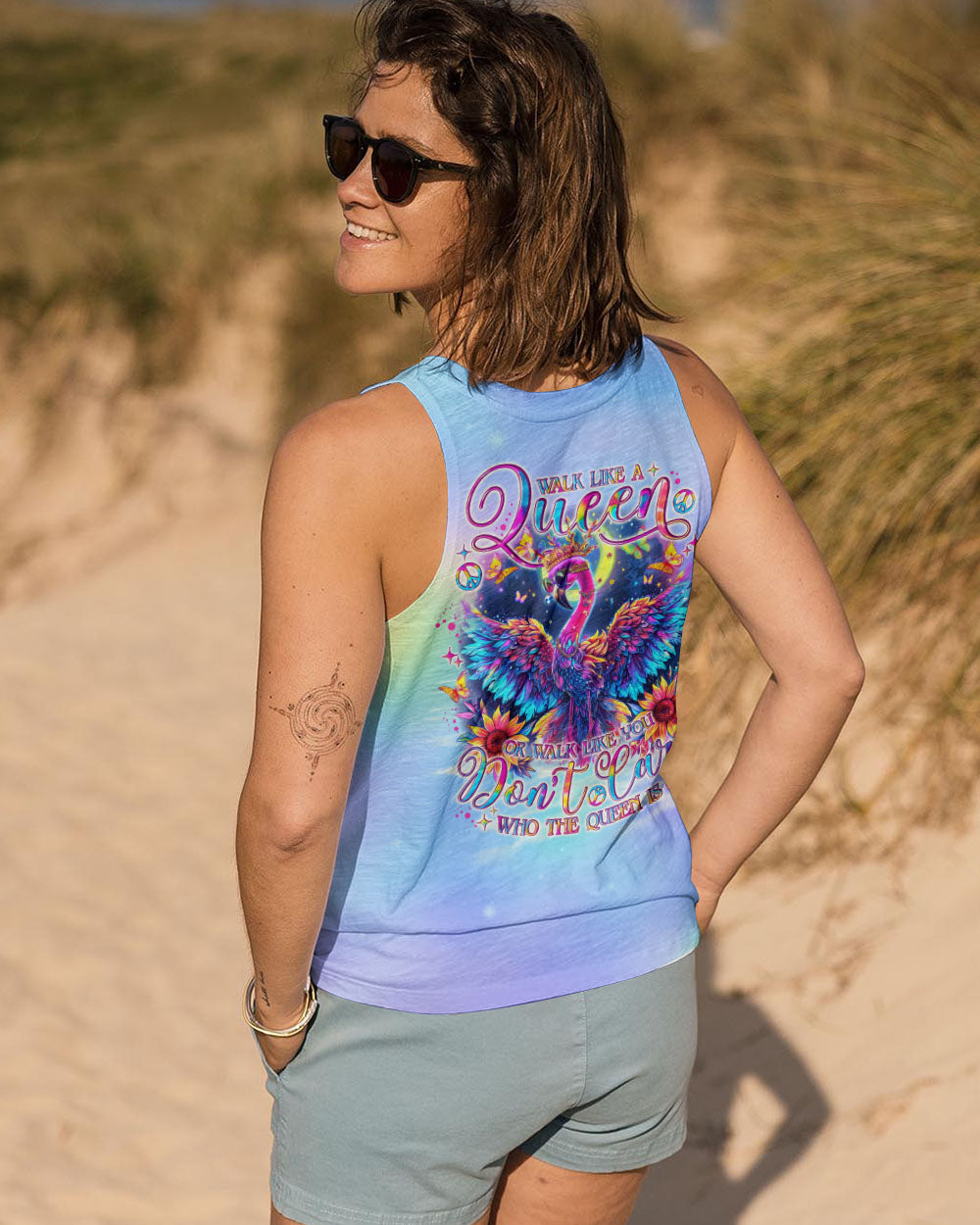 WALK LIKE A QUEEN FLAMINGO ALL OVER PRINT - TLNO1104242