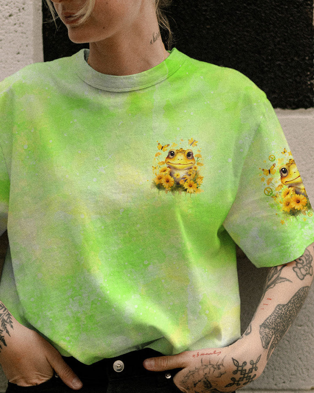 BE YOU THE WORLD WILL ADJUST FROG ALL OVER PRINT - TLNO1412231