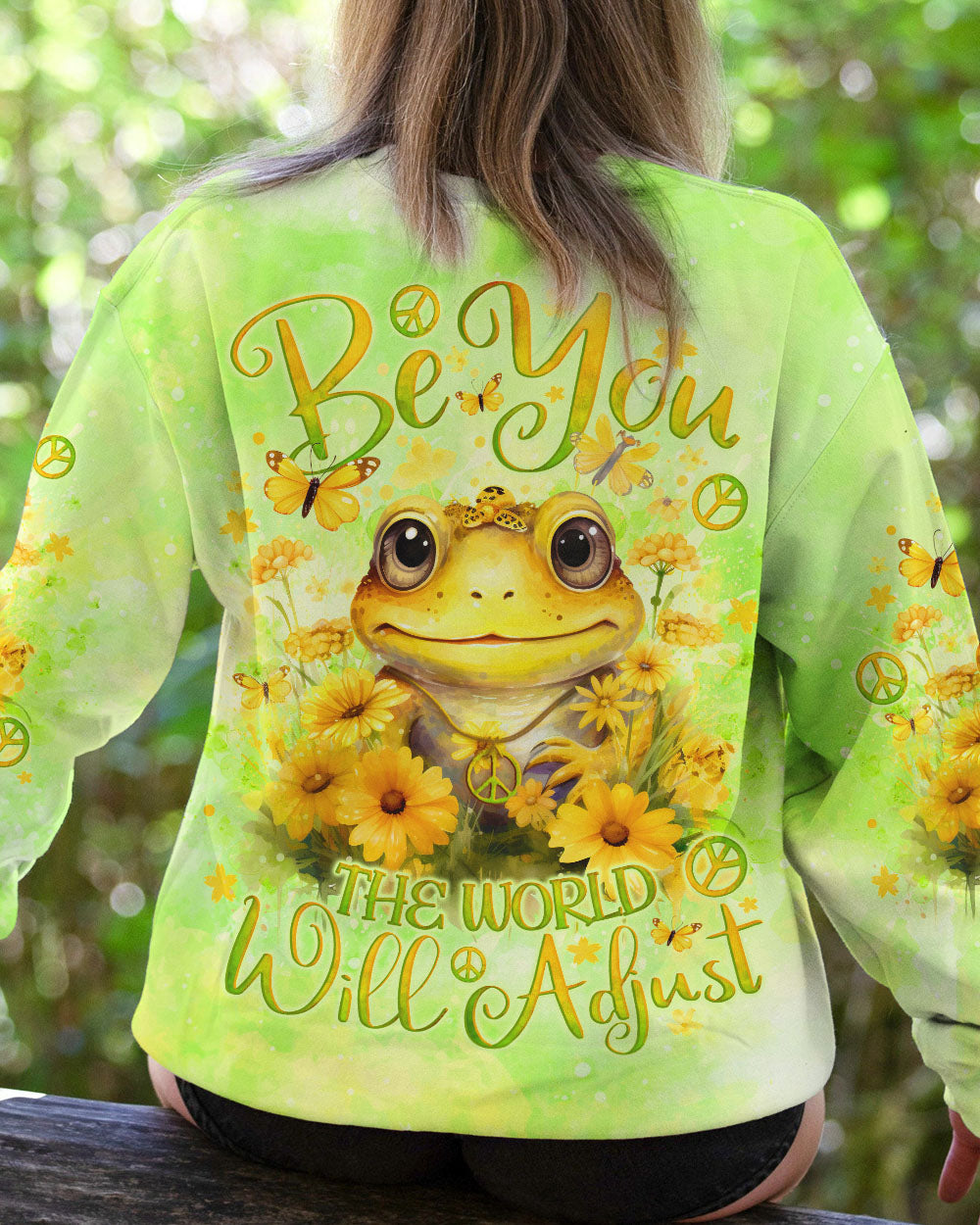 BE YOU THE WORLD WILL ADJUST FROG ALL OVER PRINT - TLNO1412231