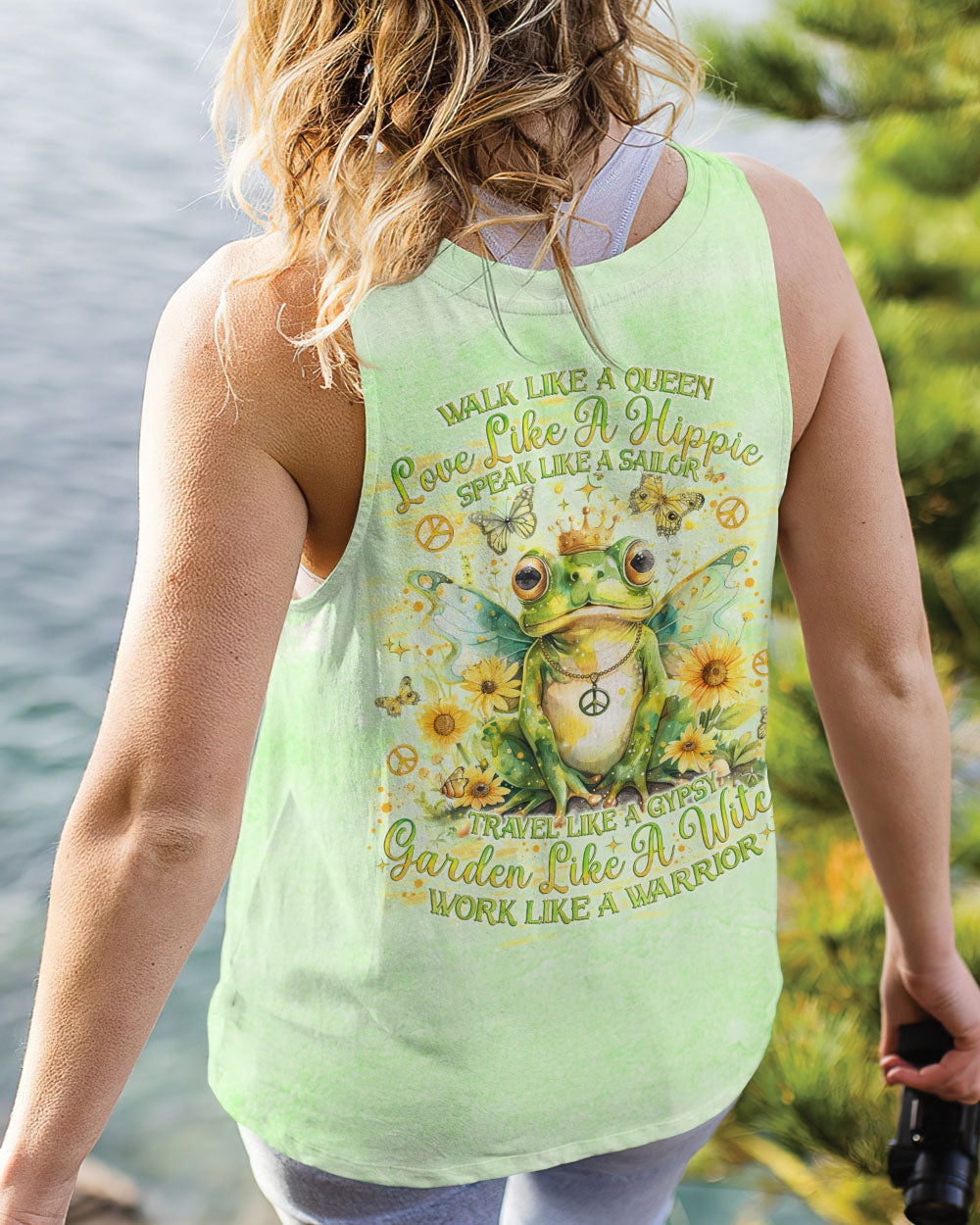 WALK LIKE A QUEEN FROG ALL OVER PRINT - TLNO2504242