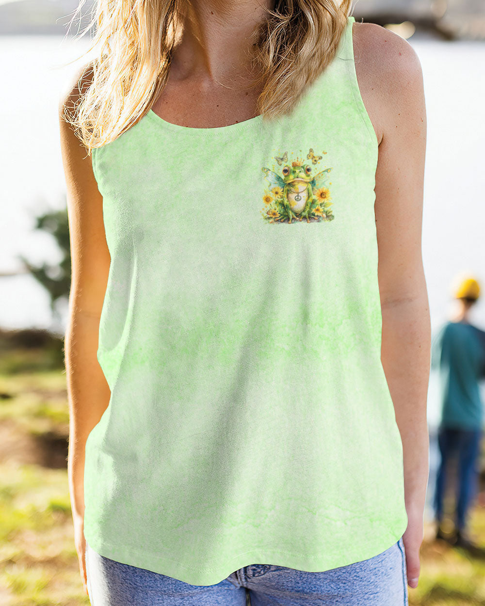 WALK LIKE A QUEEN FROG ALL OVER PRINT - TLNO2504242