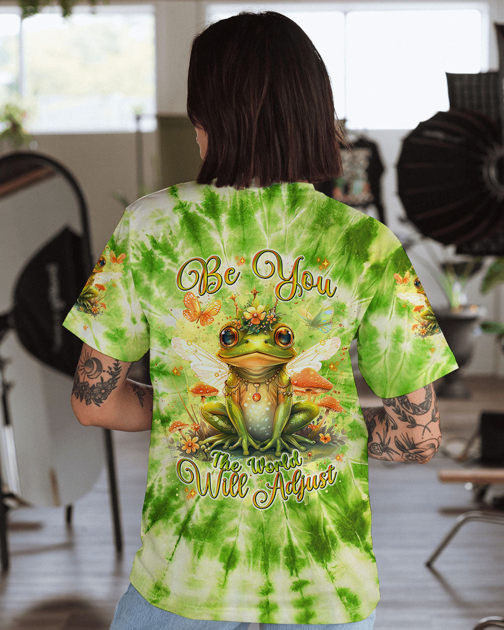 BE YOU THE WORLD WILL ADJUST FROG ALL OVER PRINT  - TLNT0401254