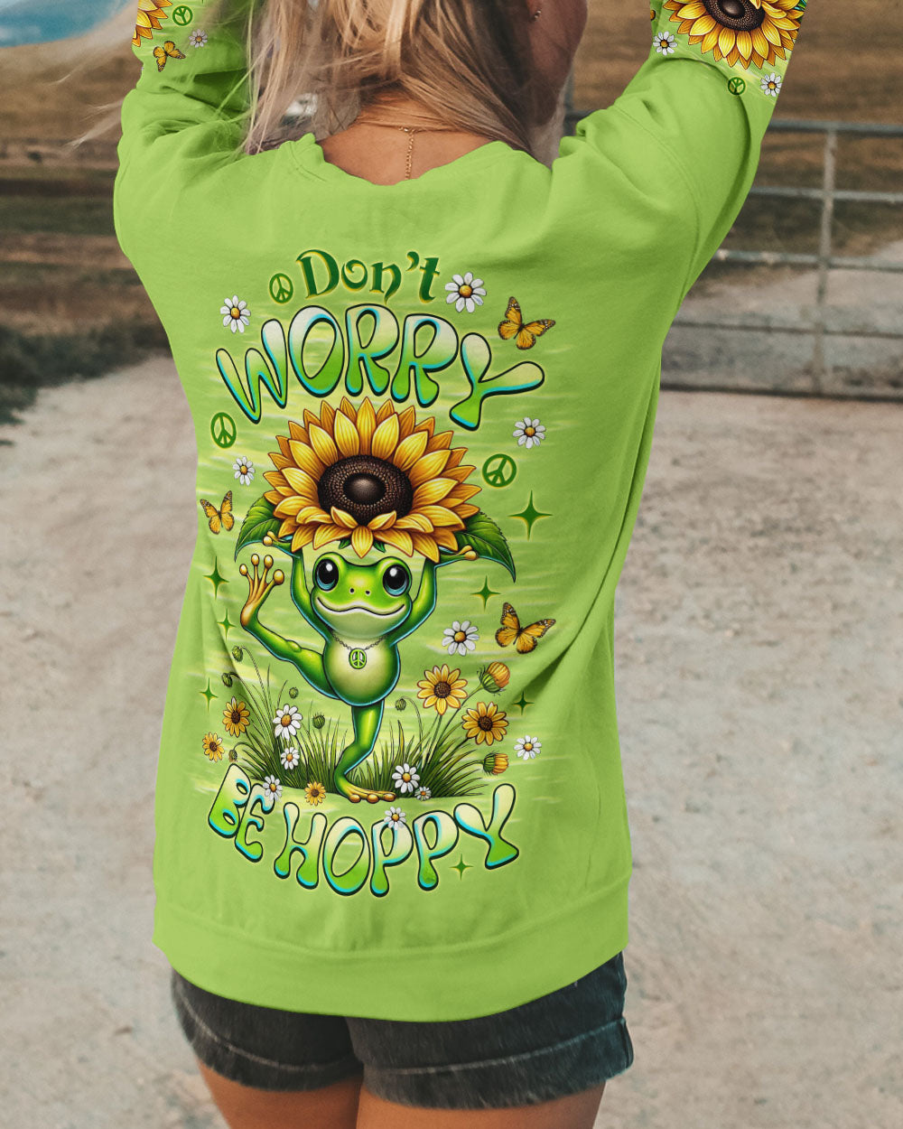 DON'T WORRY BE HOPPY FROG ALL OVER PRINT - TLNZ0207251
