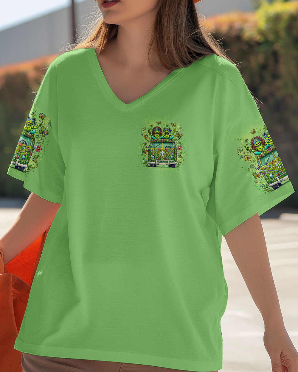 RUNNING AGAINST THE WIND BUS FROG ALL OVER PRINT - TLNZ0711243