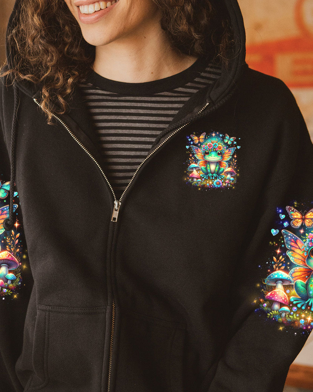 LEAVE A LITTLE SPARKLE WHEREVER YOU GO FROG ALL OVER PRINT - TLNZ1902243