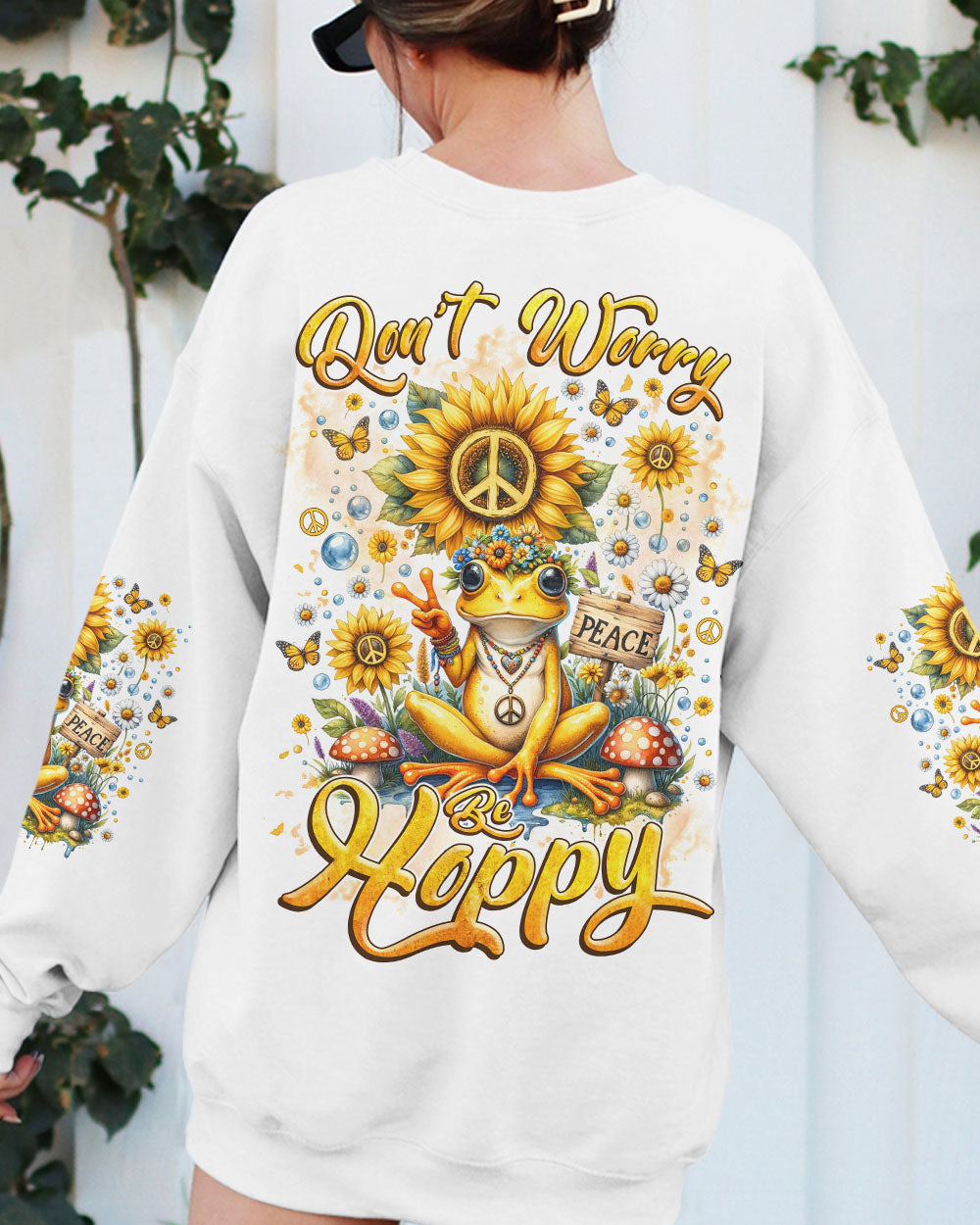 DON'T WORRY BE HOPPY FROG ALL OVER PRINT - TLNZ2401241