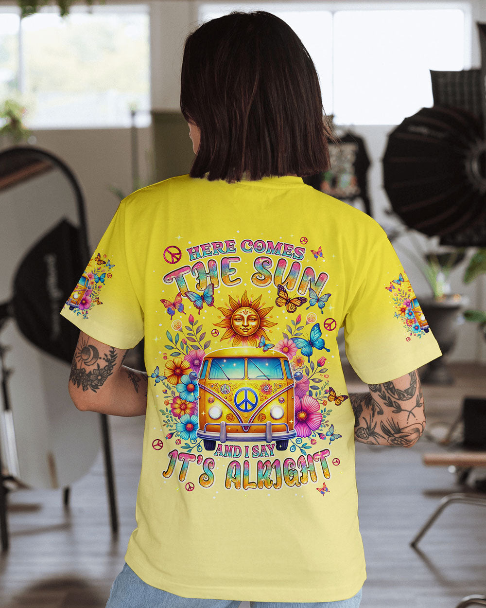 HERE COMES THE SUN ALL OVER PRINT  - TLPQ1710242