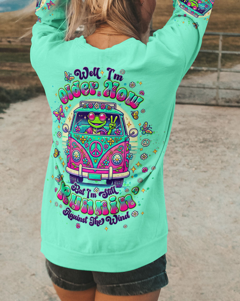 RUNNING AGAINST THE WIND BUS ALL OVER PRINT - TLTW0110244