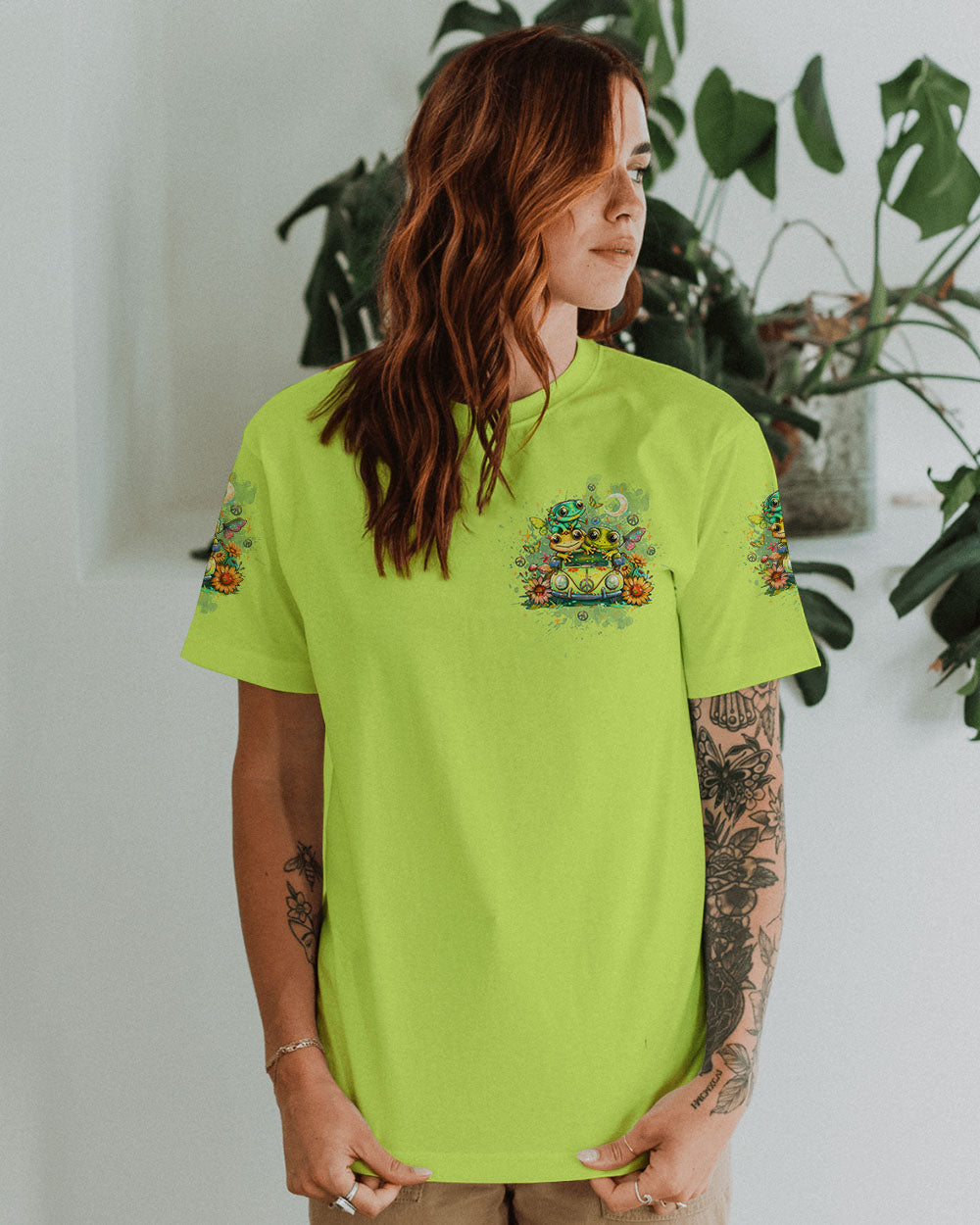 LET'S GO GIRLS FROG ALL OVER PRINT - TLTW2708244