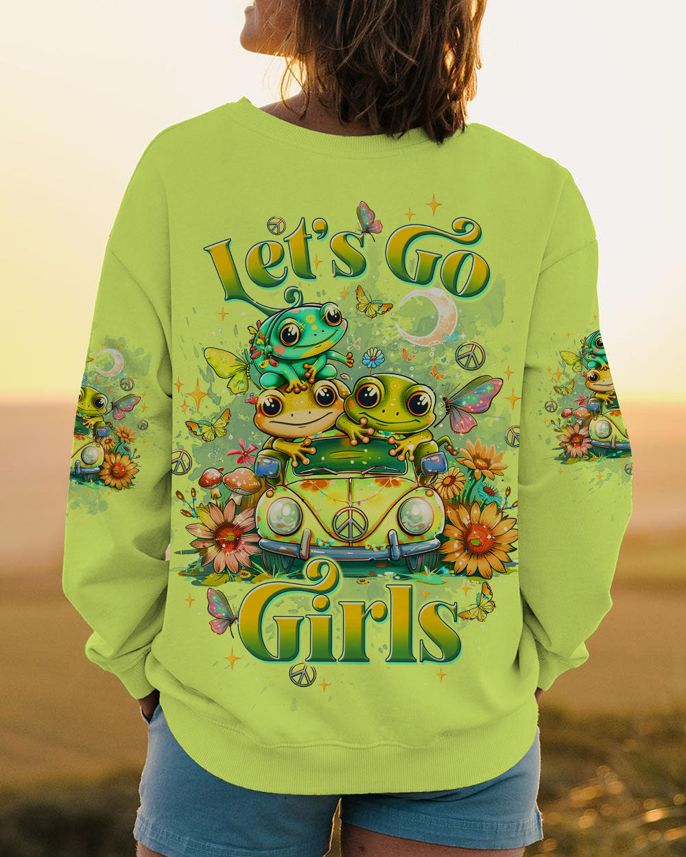 LET'S GO GIRLS FROG ALL OVER PRINT - TLTW2708244