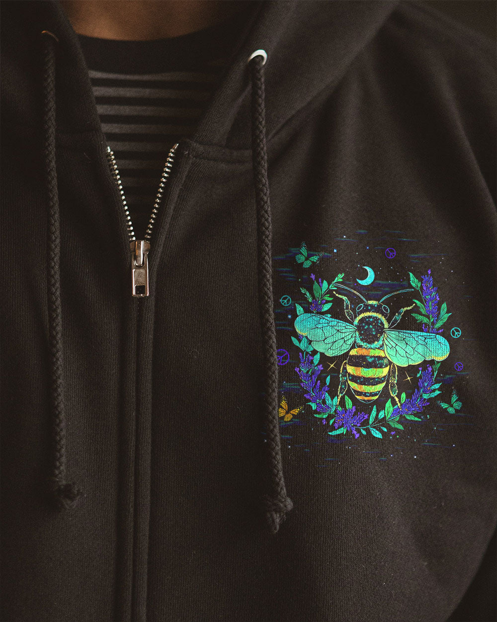 EVERY LITTLE THING IS GONNA BE ALRIGHT BEE ALL OVER PRINT  - TLTW3005253