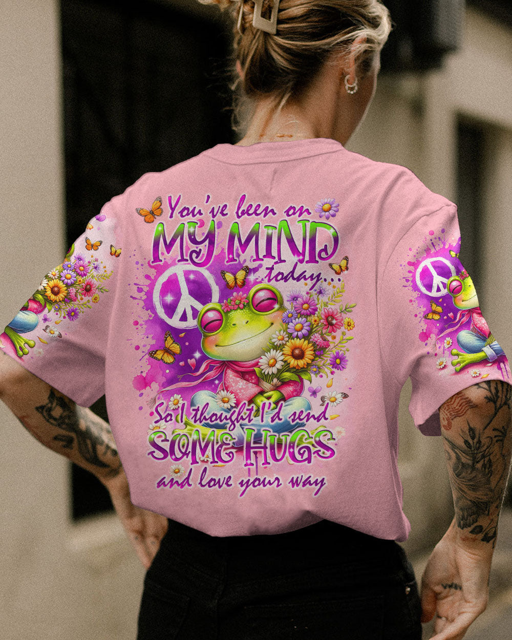 HUGS AND LOVE YOUR WAY FROG ALL OVER PRINT - TY2612231