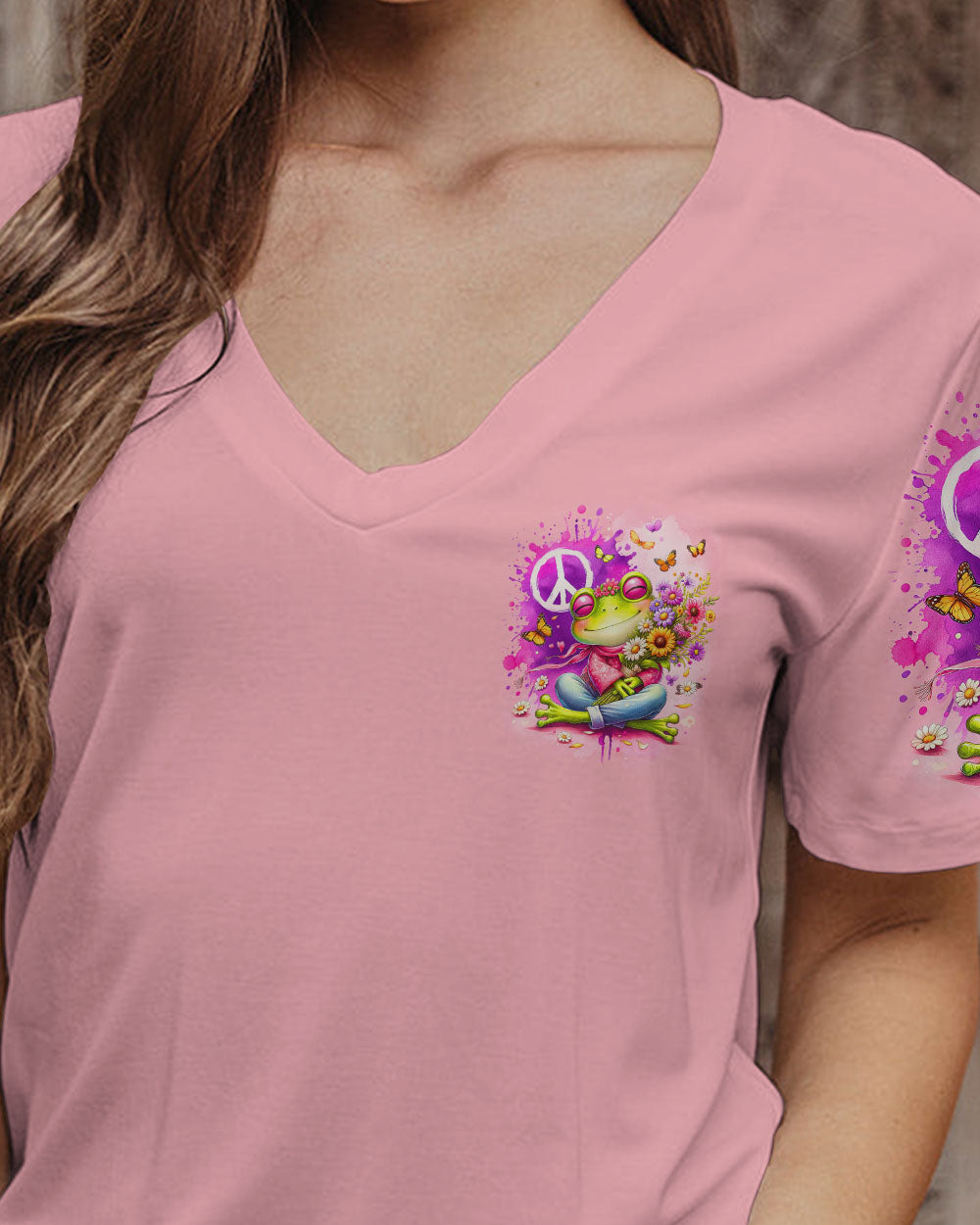 HUGS AND LOVE YOUR WAY FROG ALL OVER PRINT - TY2612231