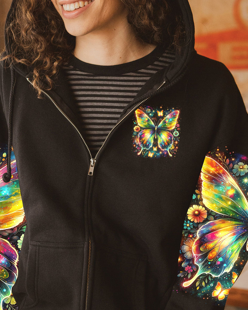 LEAVE A LITTLE SPARKLE WHEREVER YOU GO BUTTERFLY ALL OVER PRINT - TY3001241