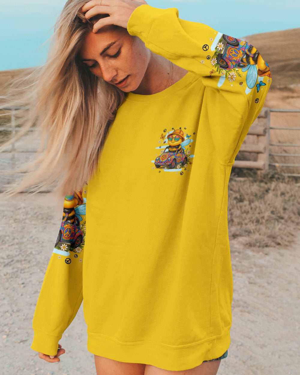 RUNNING AGAINST THE WIND BEE HIPPIE ALL OVER PRINT - TYPQ0807252
