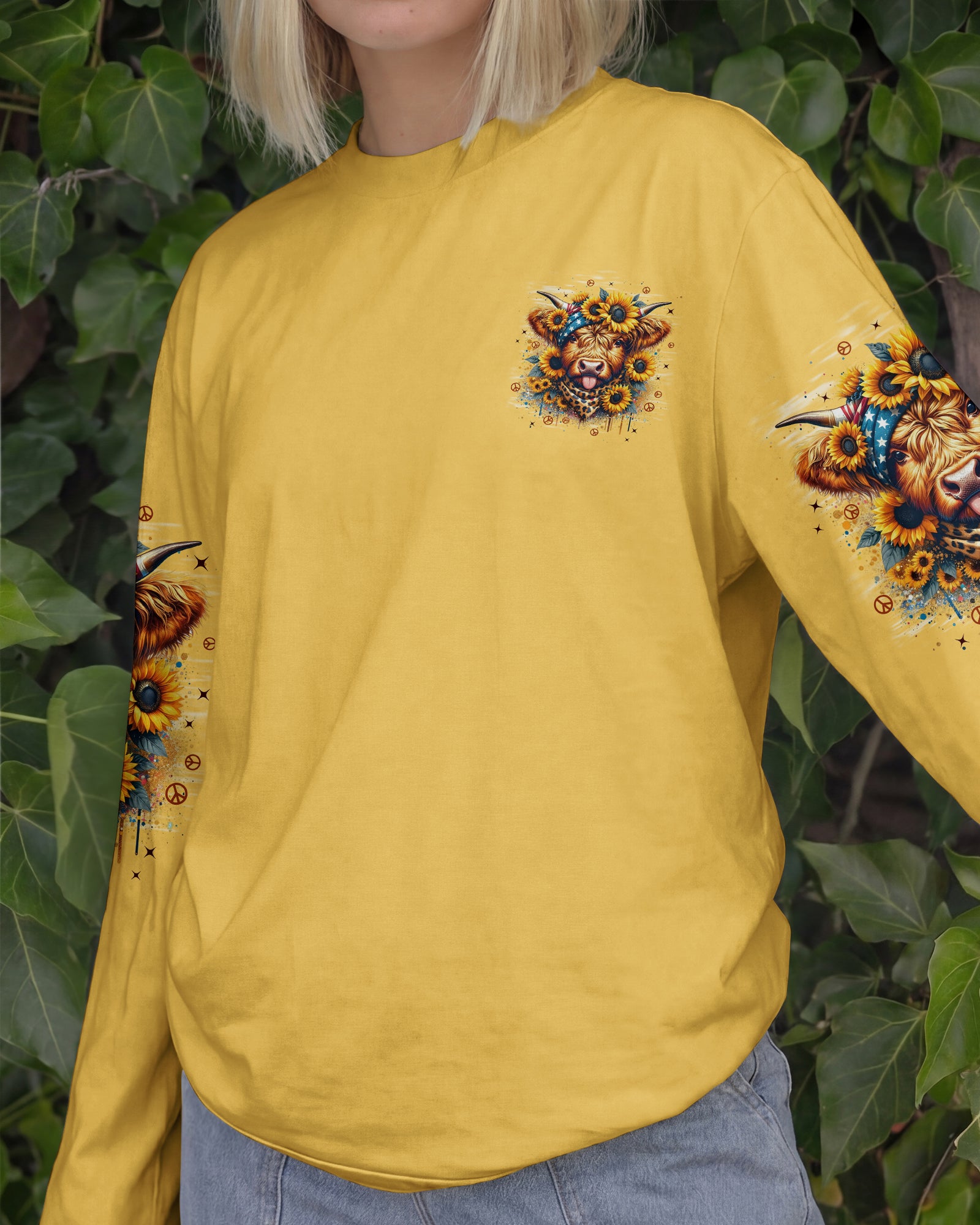 I'M AGGRESSIVELY HELPFUL COW ALL OVER PRINT - TYPQ1301261