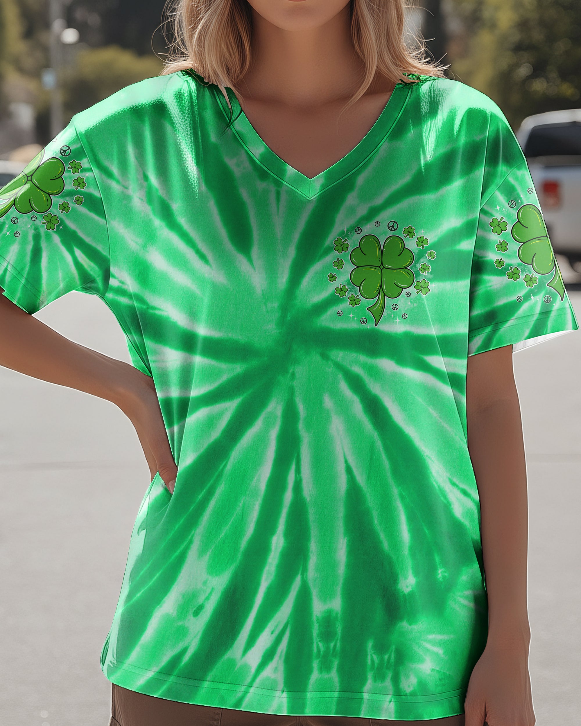 LUCKY IN LOVE PATRICK'S DAY ALL OVER PRINT - TYPQ2701261