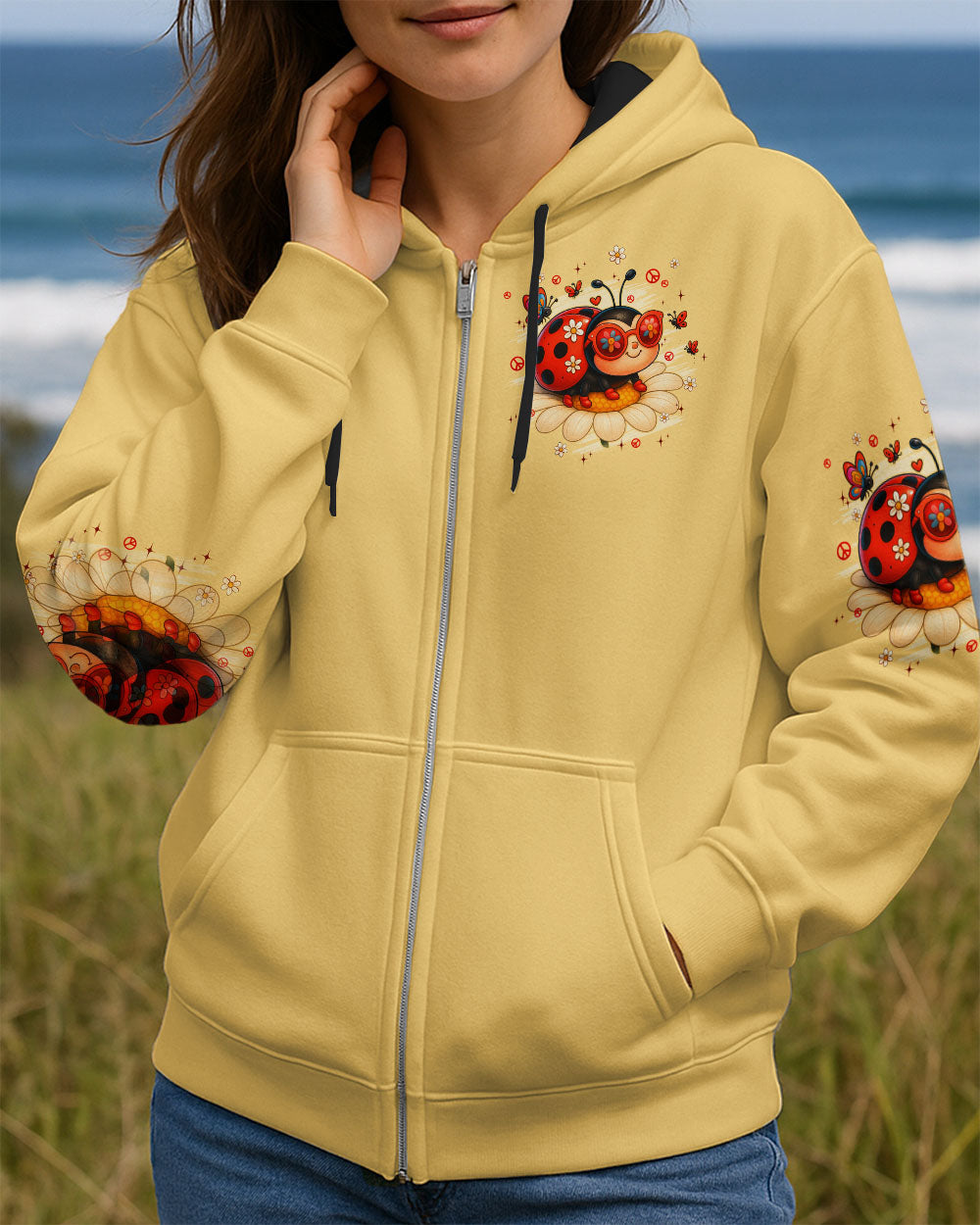 LIFE HAS MANY LITTLE MIRACLES LADYBUG ALL OVER PRINT - TYPQ2806251
