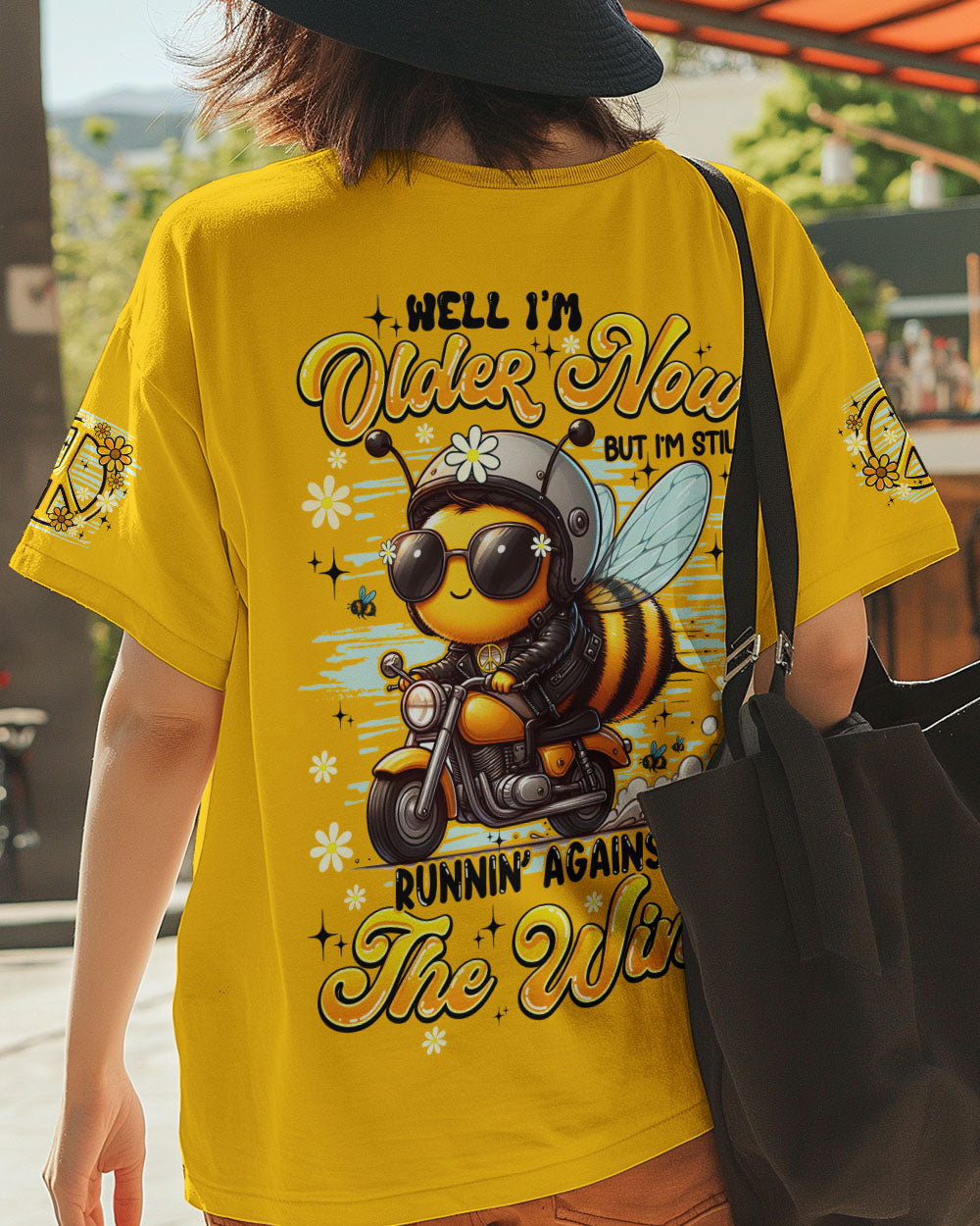 RUNNING AGAINST THE WIND BEE ALL OVER PRINT - TYQY0406252