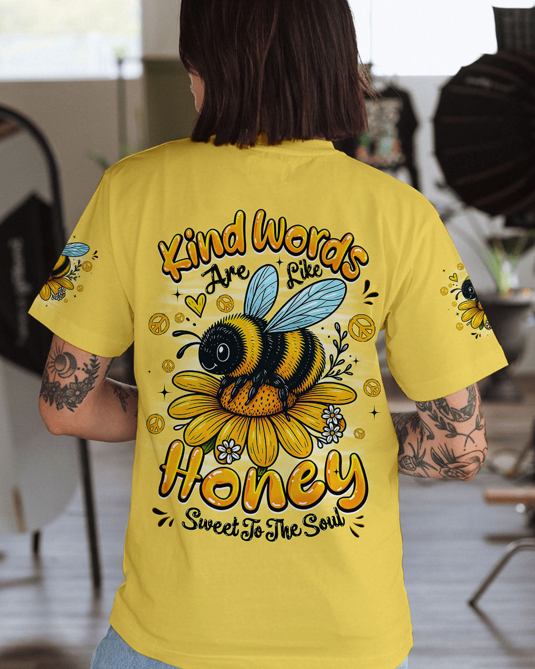 SWEET TO THE SOUL BEE ALL OVER PRINT - TYQY2006254
