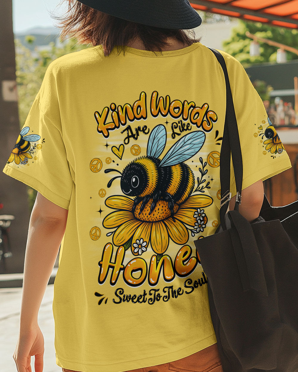 SWEET TO THE SOUL BEE ALL OVER PRINT - TYQY2006254