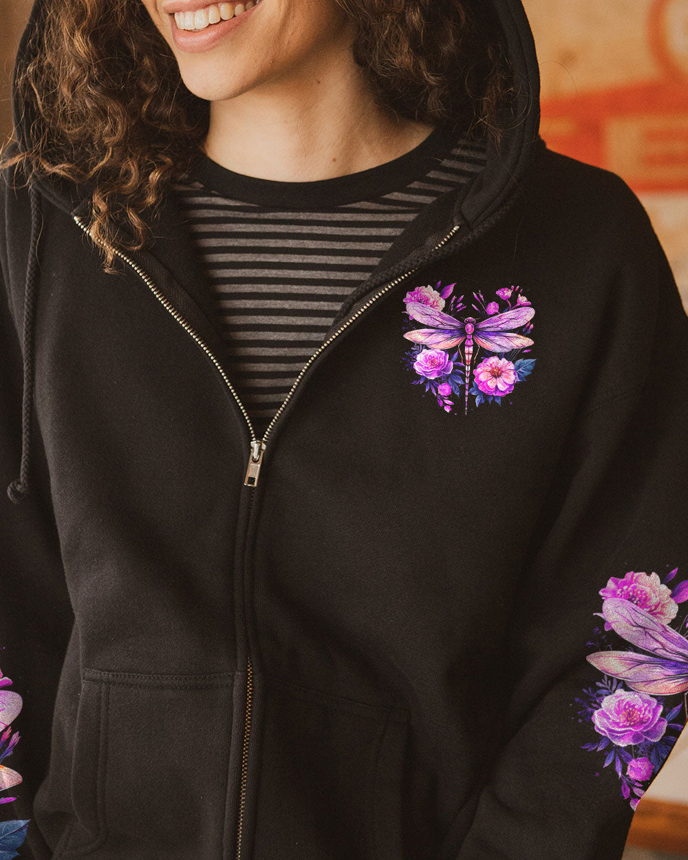 SHE'S A WILD CHILD DRAGONFLY ALL OVER PRINT - TYTD0809233