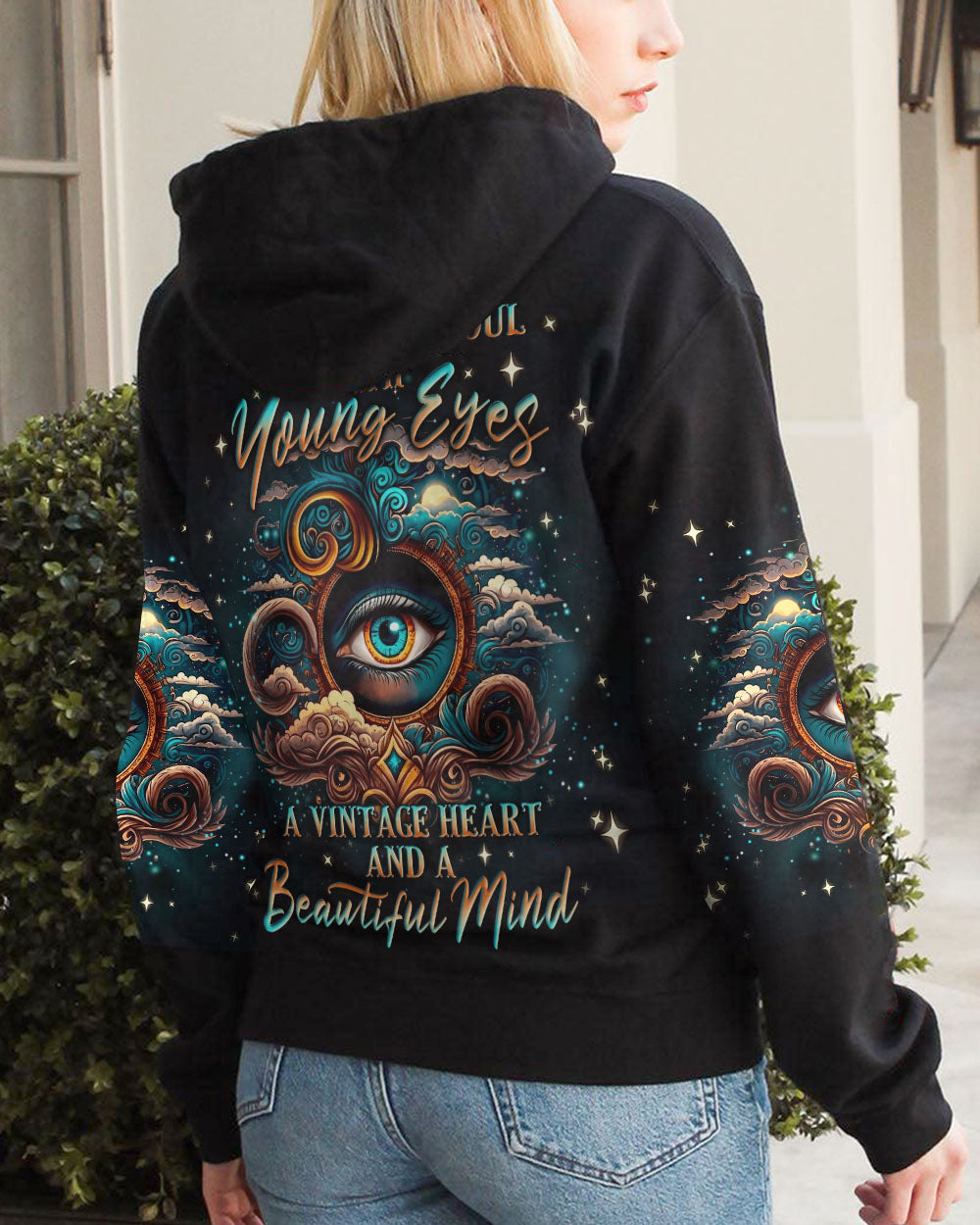SHE'S AN OLD SOUL WITH YOUNG EYES ALL OVER PRINT - YHLN0606231