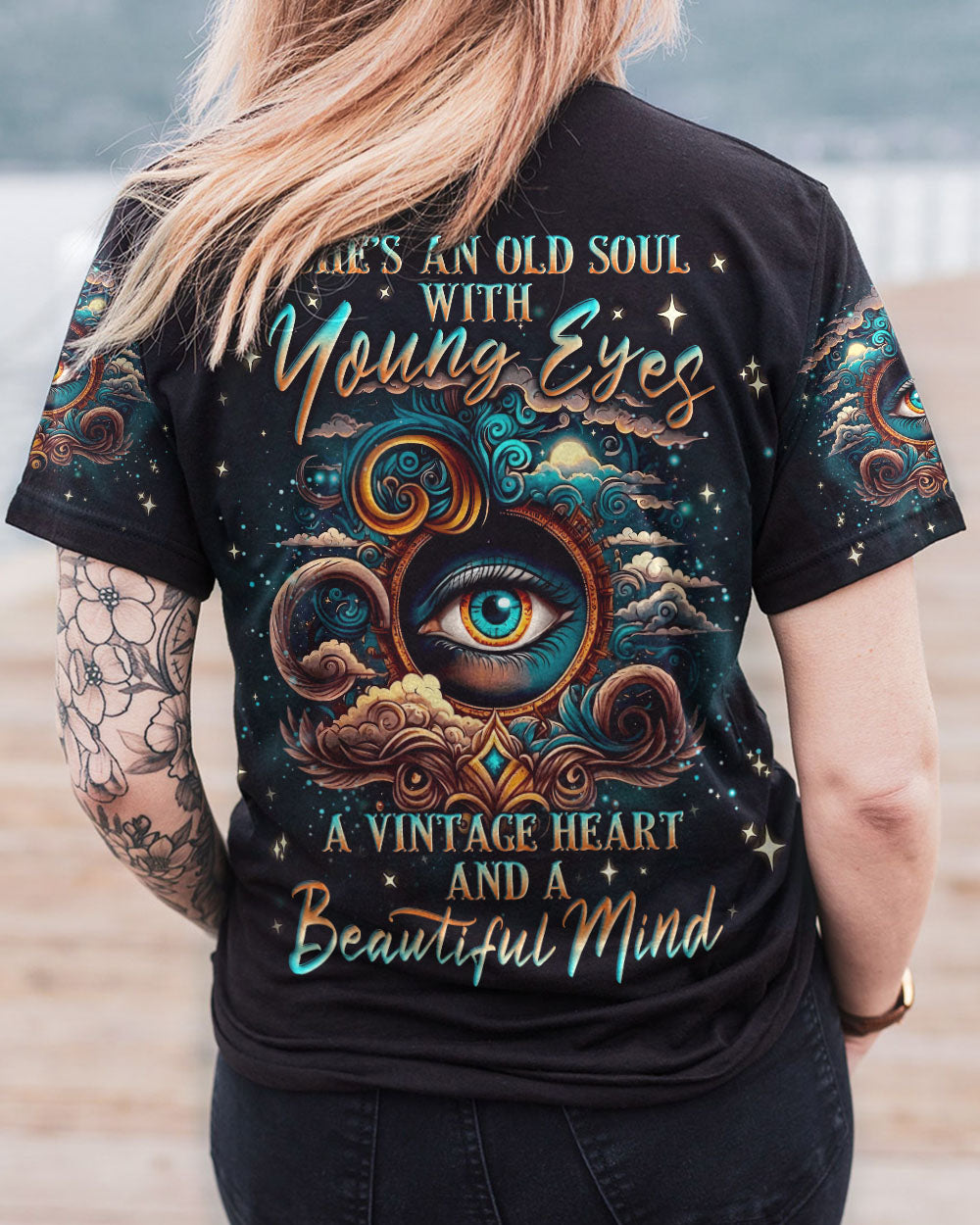 SHE'S AN OLD SOUL WITH YOUNG EYES ALL OVER PRINT - YHLN0606231