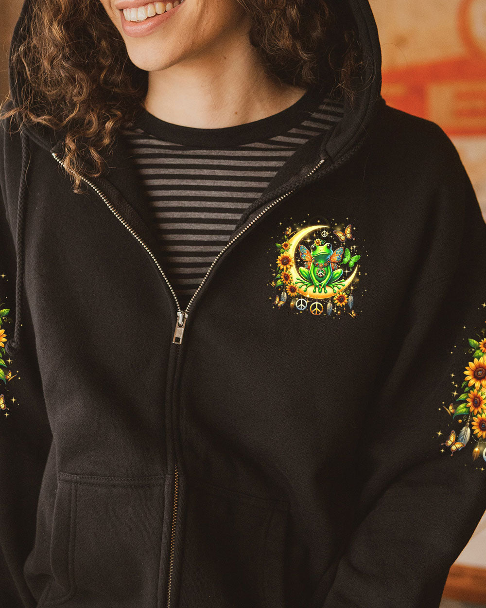 BE YOU THE WORLD WILL ADJUST FROG ALL OVER PRINT - YHLN0702253