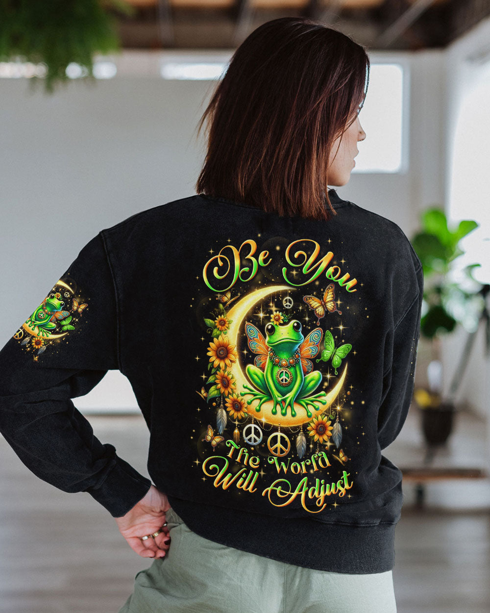 BE YOU THE WORLD WILL ADJUST FROG ALL OVER PRINT - YHLN0702253