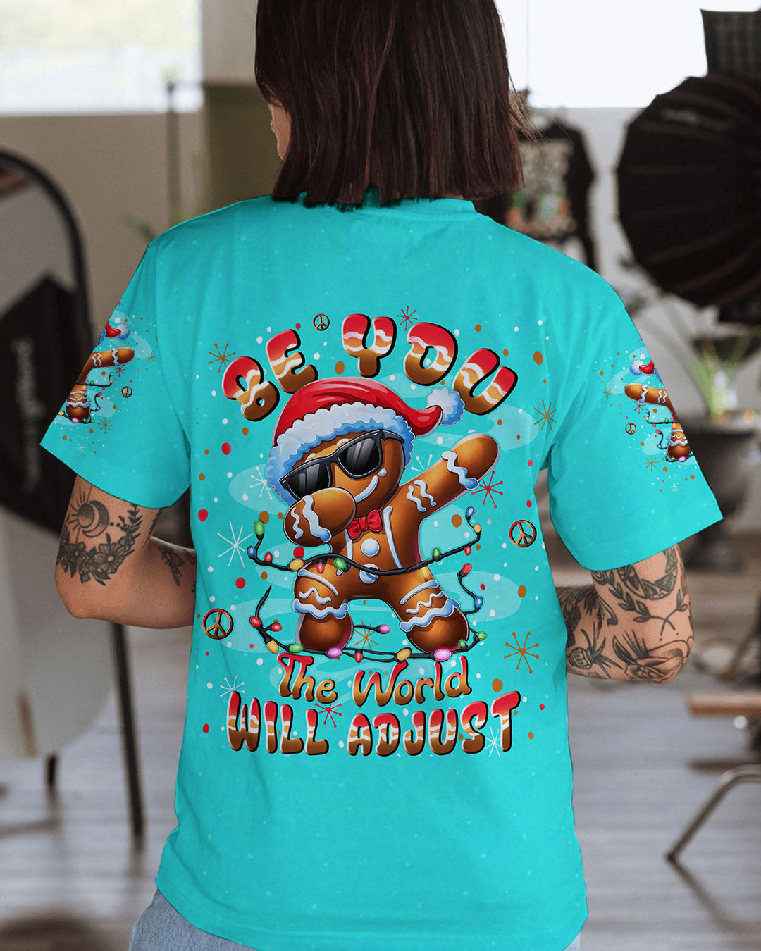 BE YOU THE WORLD WILL ADJUST CHRISTMAS ALL OVER PRINT - YHLN0711252