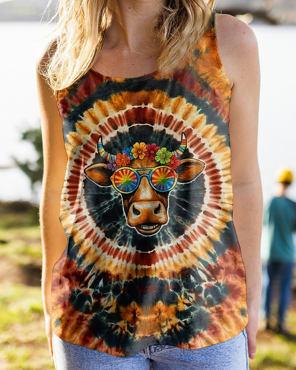 COOL GROOVY AMBER HEIFER ALL OVER PRINT - YHLT2301261