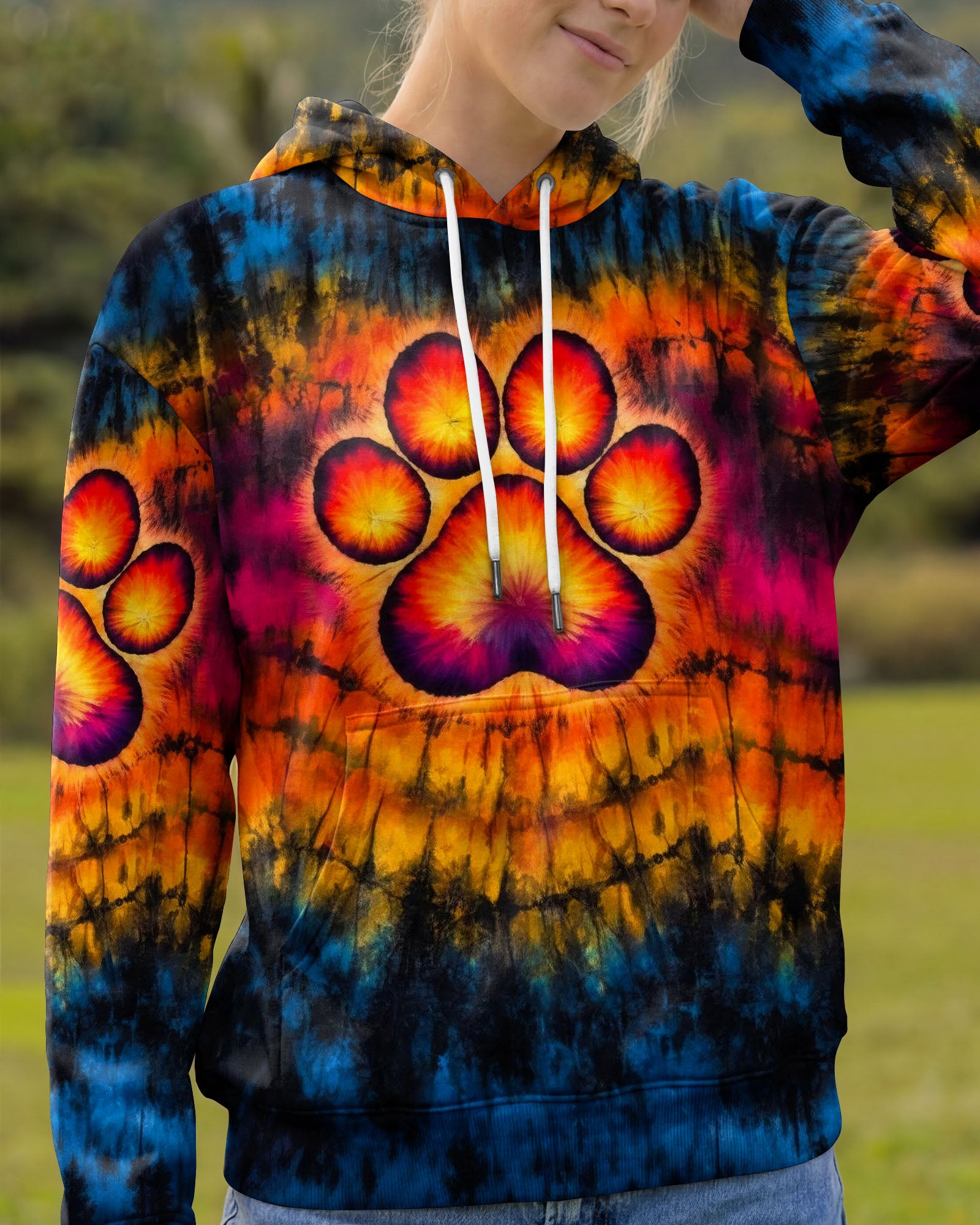 PAW PRINT SWIRL ALL OVER PRINT - TLHG0203263